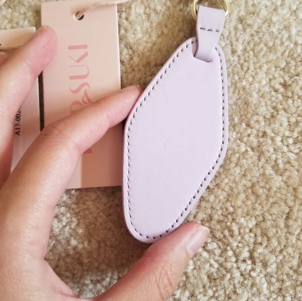 Leather Tag - Picture 2 of 2